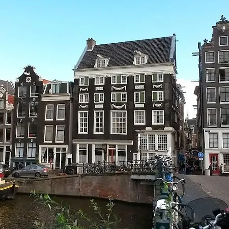 Bed & Breakfast B&bkeizersgracht 83 *